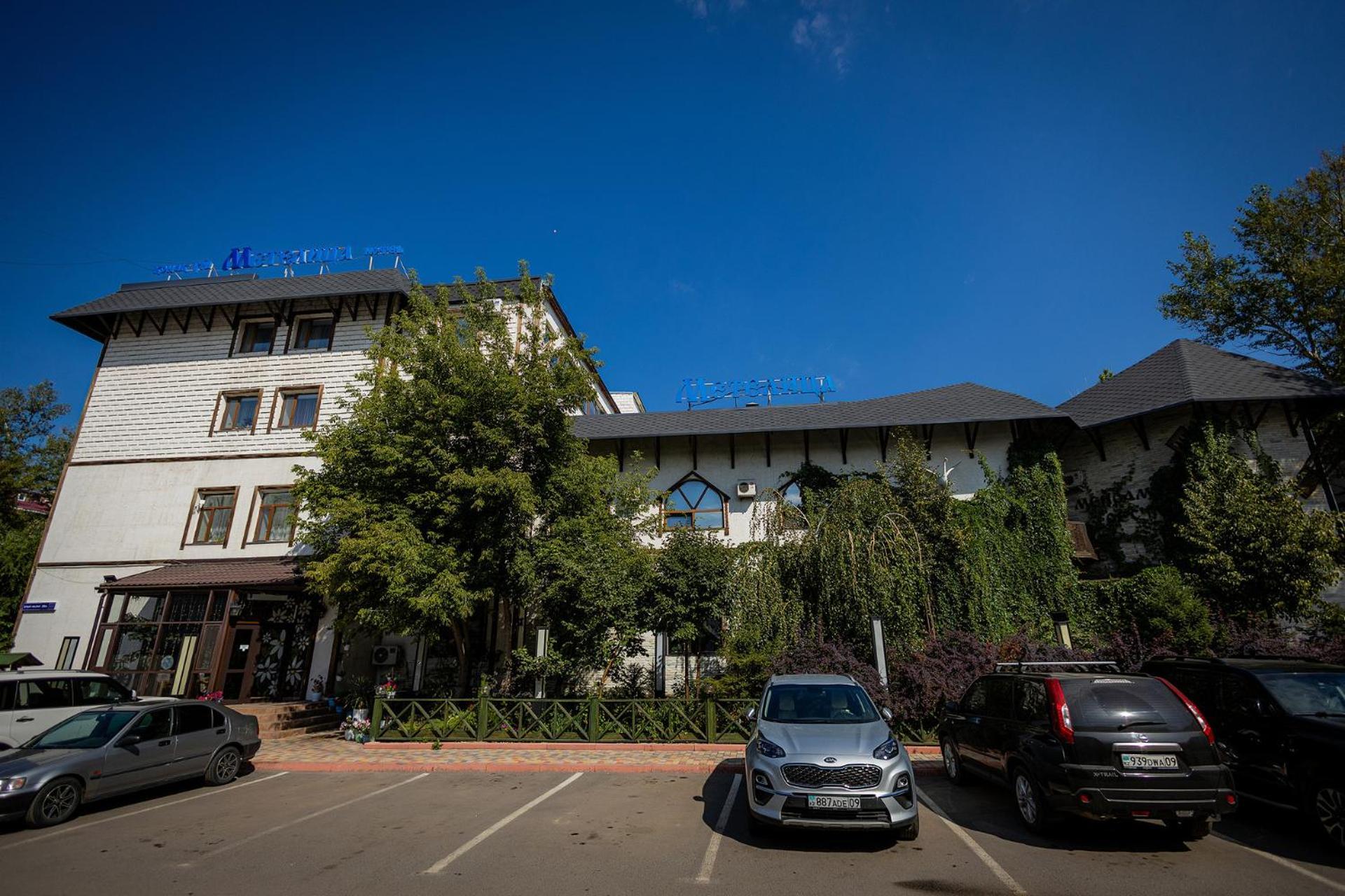 Metelitsa Hotel Karaganda Exterior photo